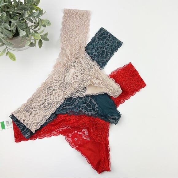 Skarlett Blue Obsessed Lace Thong 3-Pack Size Large - Picture 4 of 4